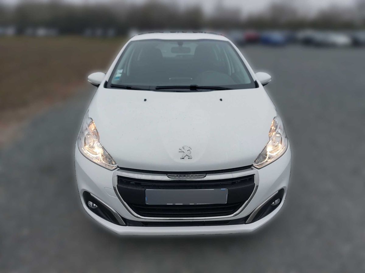 Peugeot 208 2020 — photo 8