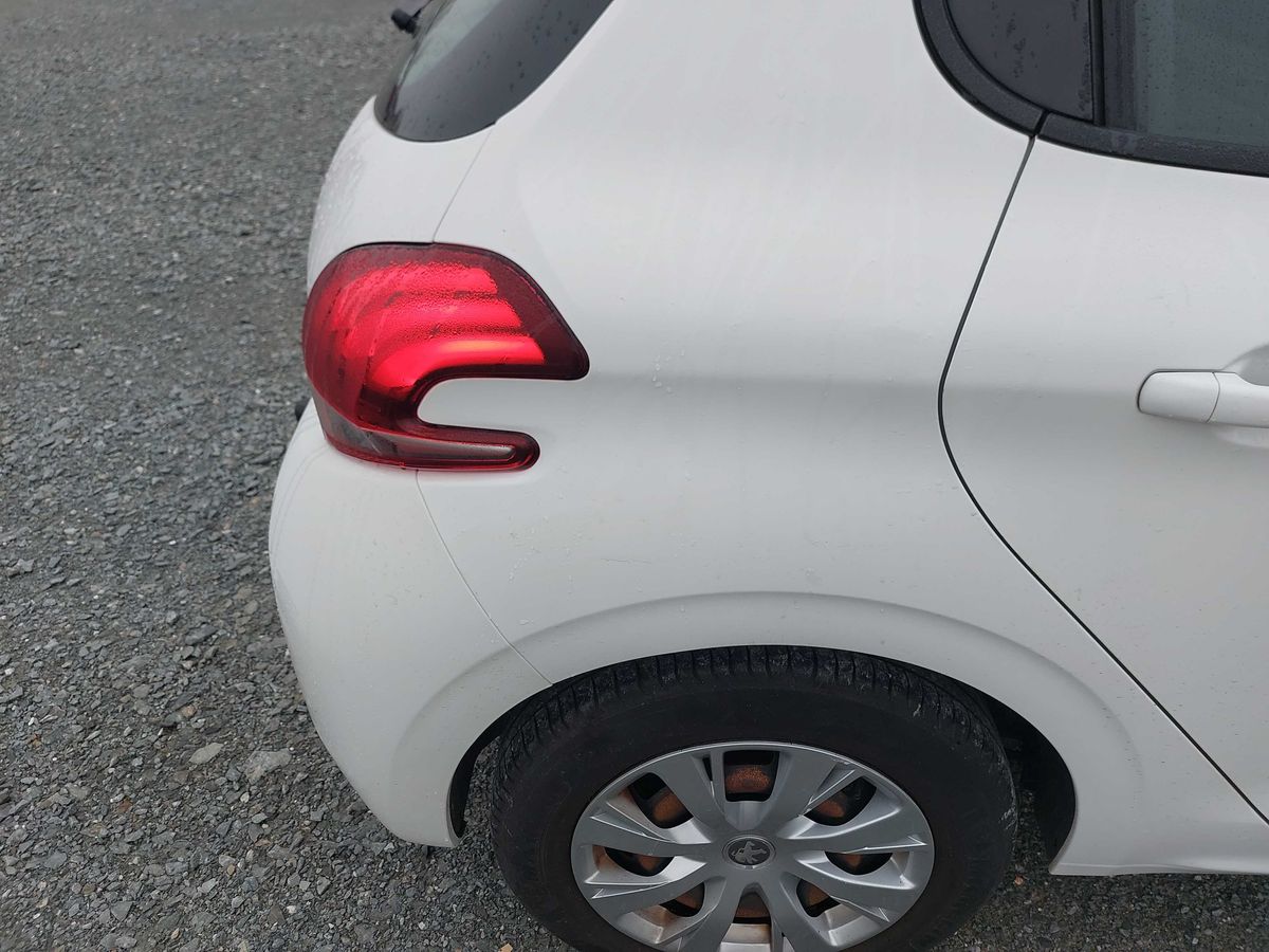 Peugeot 208 2020 — photo 30