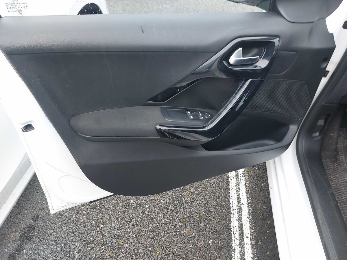 Peugeot 208 2020 — photo 58