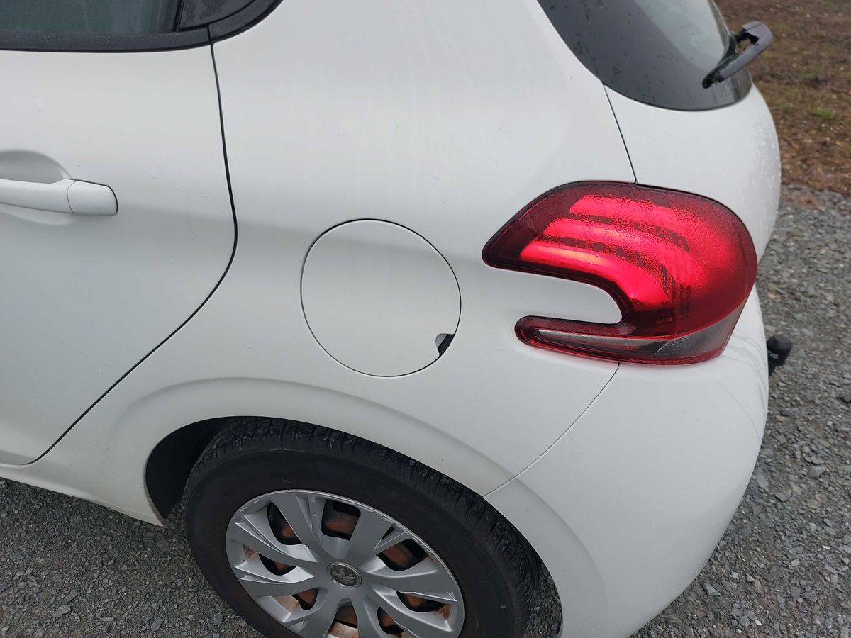 Peugeot 208 2020 — photo 33