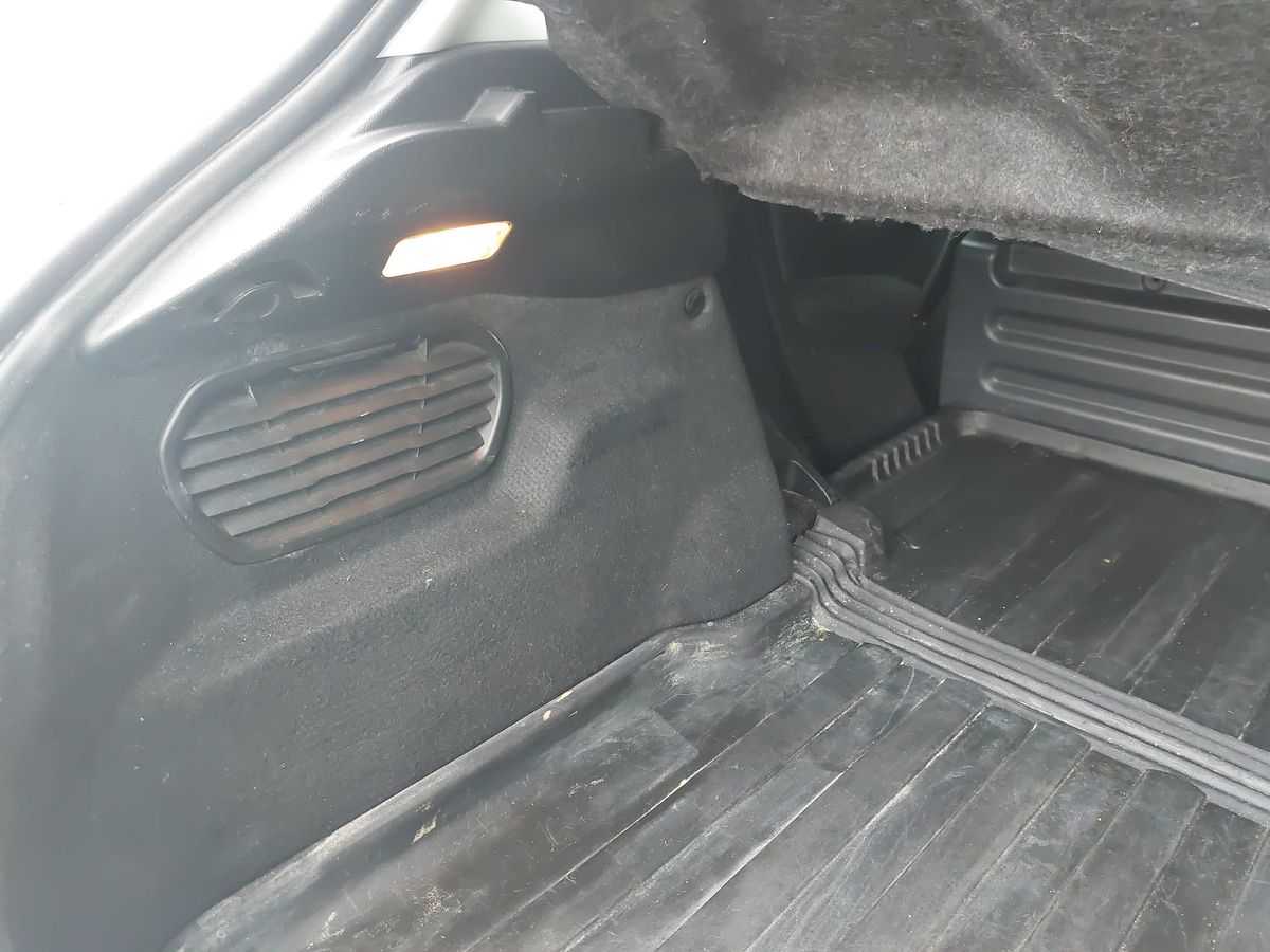 Peugeot 208 2020 — photo 51