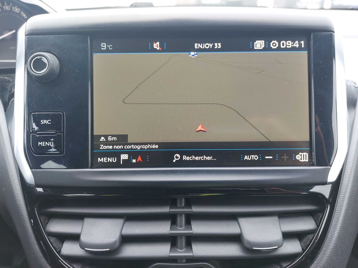 Peugeot 208 2020 — photo 14