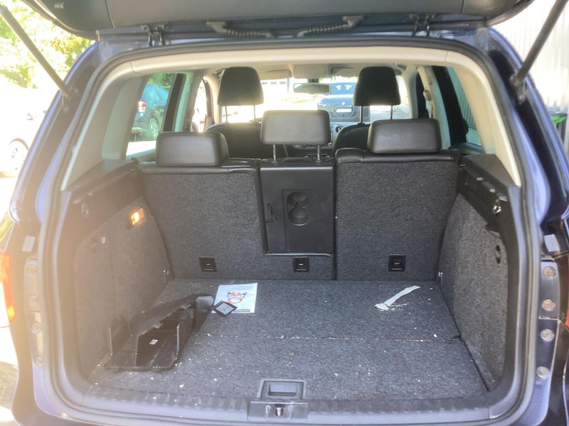 Volkswagen Tiguan 1.4 TSI Team BlueMotion Tech — zdjęcie 10