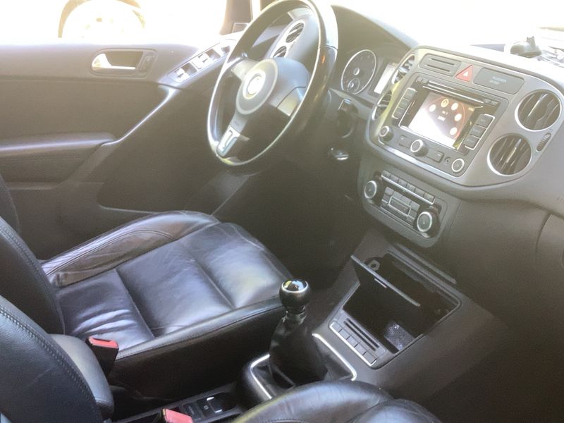 Volkswagen Tiguan 1.4 TSI Team BlueMotion Tech — zdjęcie 12