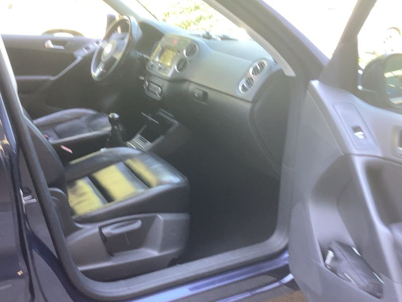 Volkswagen Tiguan 1.4 TSI Team BlueMotion Tech — zdjęcie 11