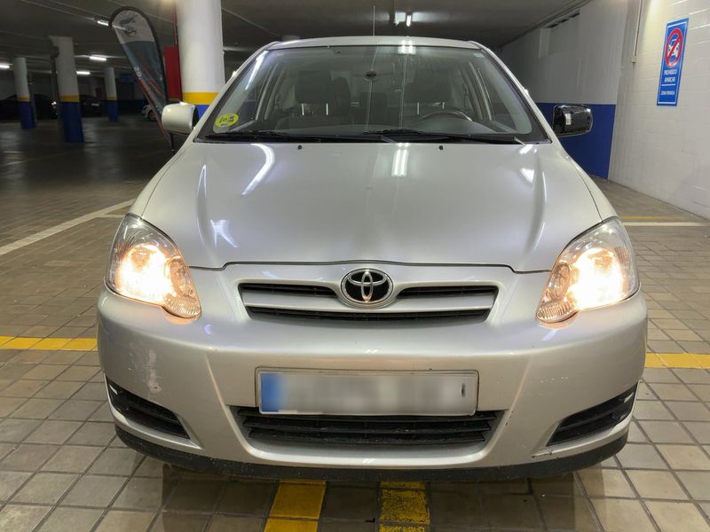 Toyota Corolla 1.4 D-4D Compact Luna — zdjęcie 9