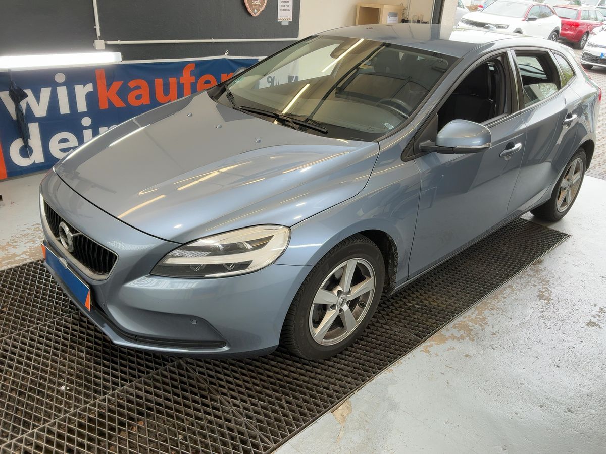 Volvo V40 2017