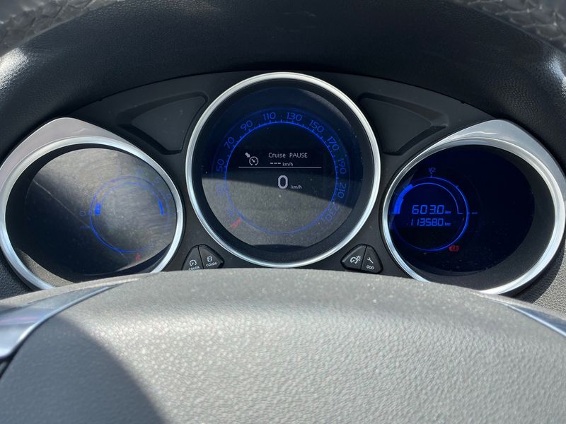 DS Automobiles DS4 Crossback 1.2 PureTech SportChic — zdjęcie 13