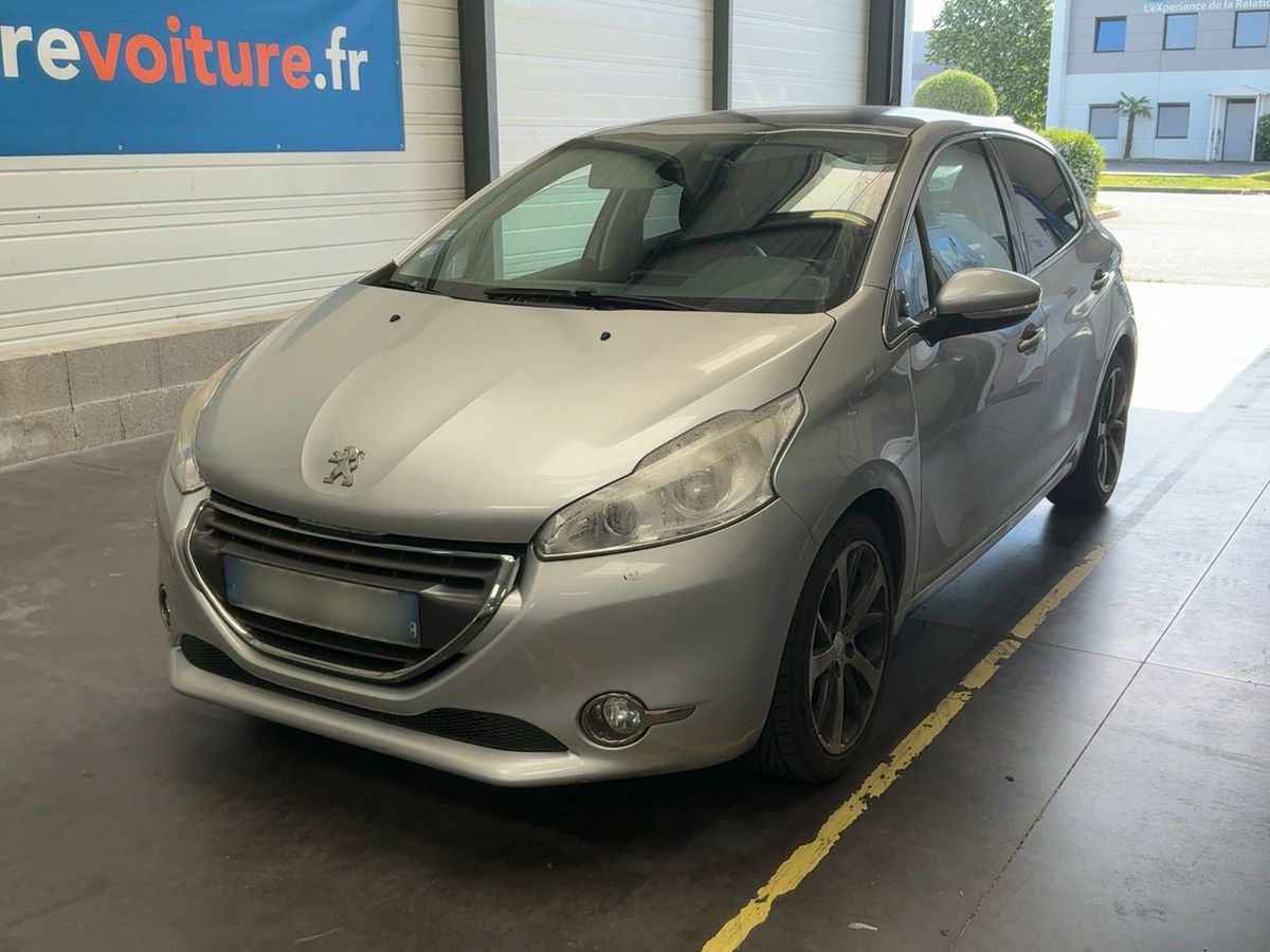 Peugeot 208 2014