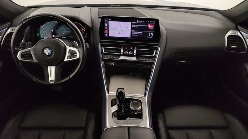 BMW 8er 840d Mild-Hybrid xDrive M Sport Pro — zdjęcie 11