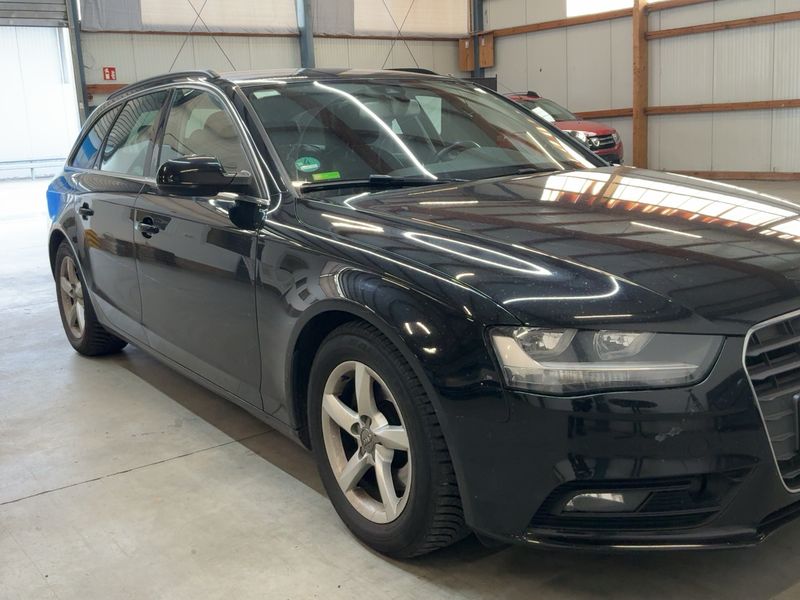 Audi A4 2.0 TDI Ambiente — zdjęcie 8