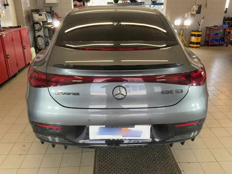 Mercedes-Benz EQE 53 AMG 4Matic+ Österreich Edition — zdjęcie 5