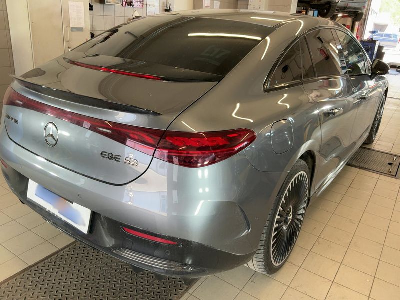 Mercedes-Benz EQE 53 AMG 4Matic+ Österreich Edition — zdjęcie 6