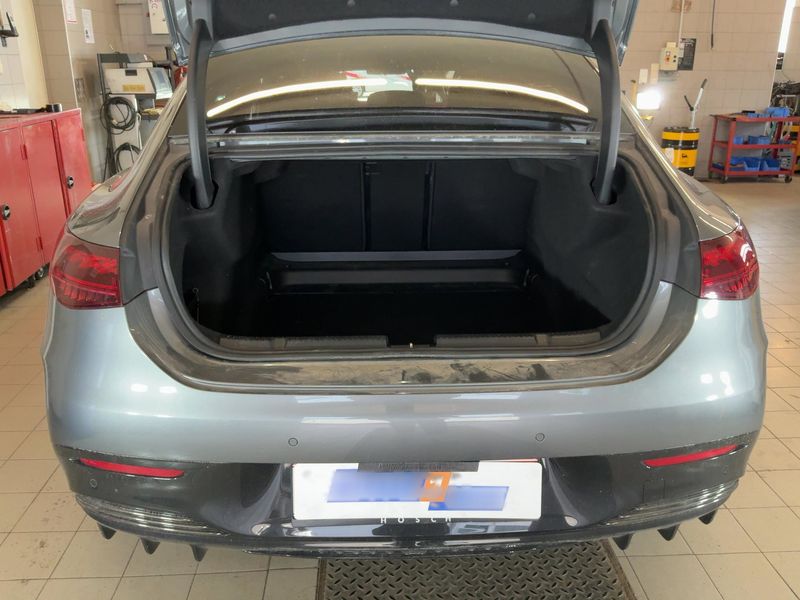 Mercedes-Benz EQE 53 AMG 4Matic+ Österreich Edition — zdjęcie 10