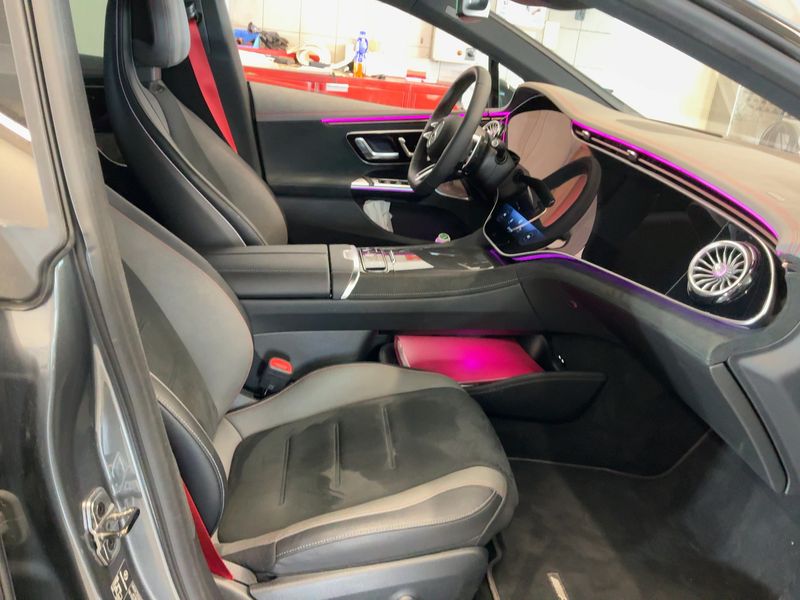Mercedes-Benz EQE 53 AMG 4Matic+ Österreich Edition — zdjęcie 11