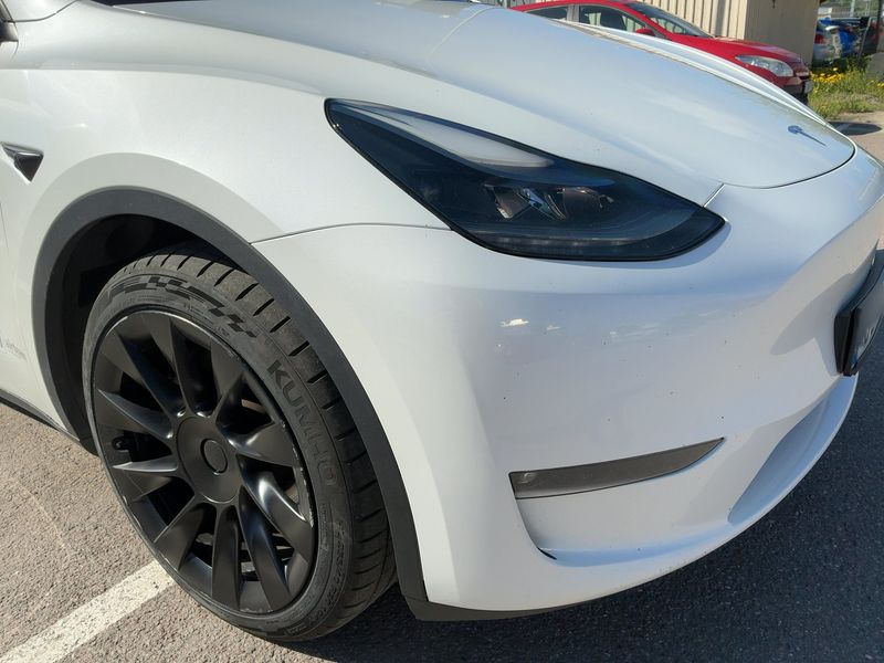 Tesla Model Y Max Range Dual AWD AWD — zdjęcie 8