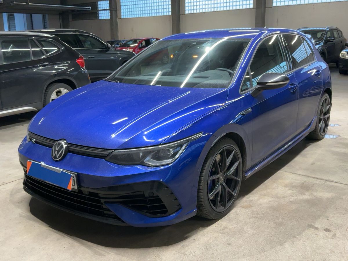 Volkswagen Golf VIII 2.0 TSI R 4Motion