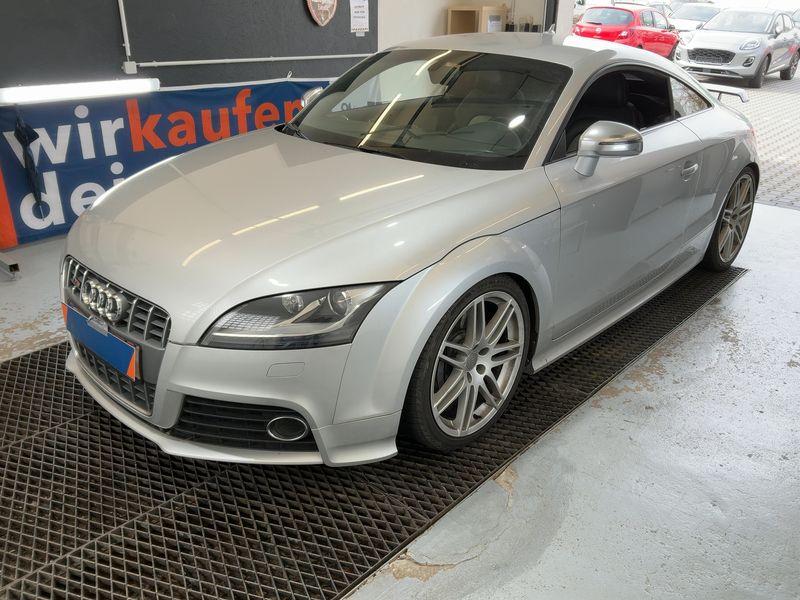 TTS 2.0 TFSI quattro Coupe