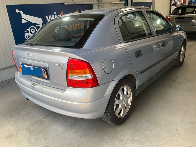 Opel Astra 1.6 Selection 2002 – снимка 2