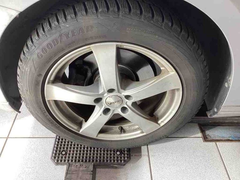 Volkswagen Passat 2.0 TDI Business — zdjęcie 19