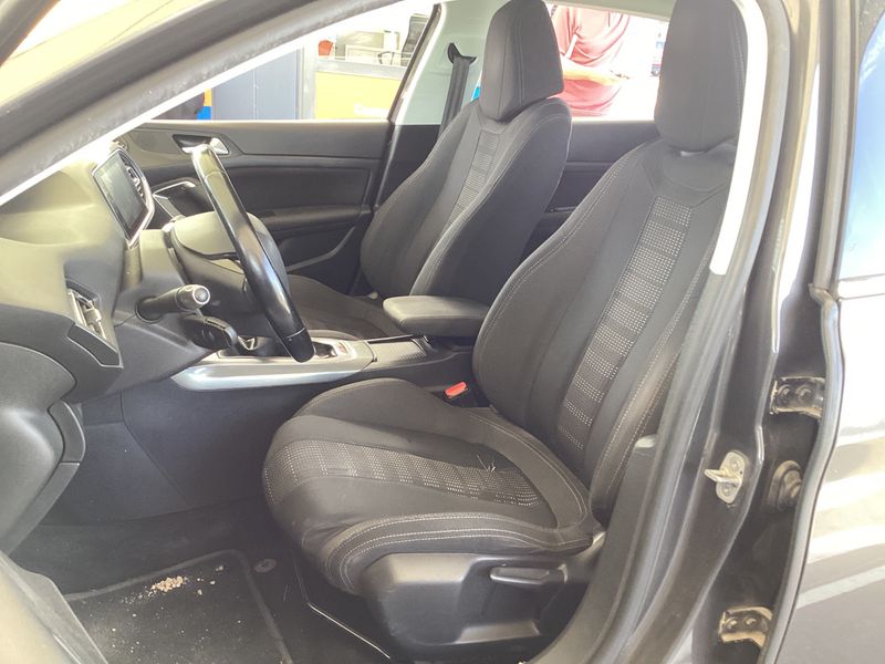 Peugeot 308 1.6 Blue-HDi Allure 2017 – снимка 27