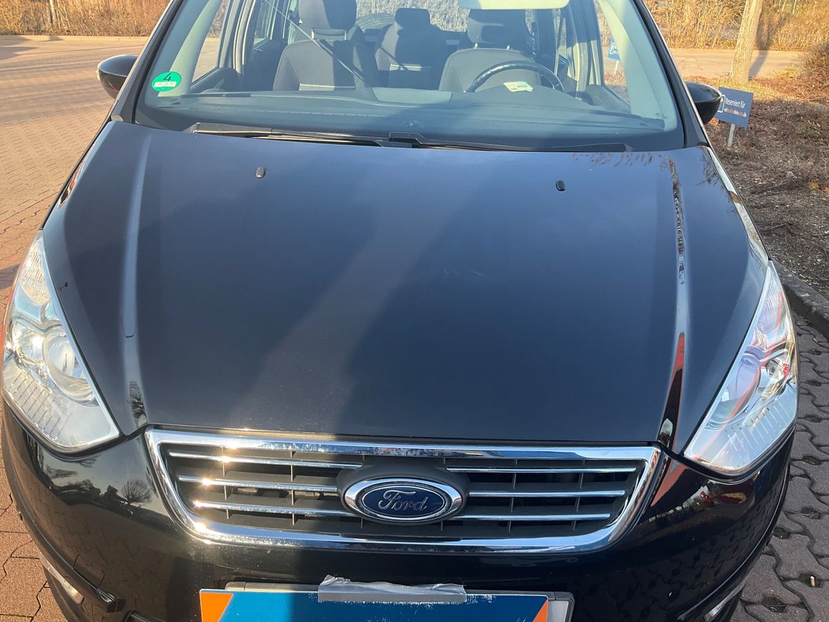 Ford Galaxy 2014 — photo 36