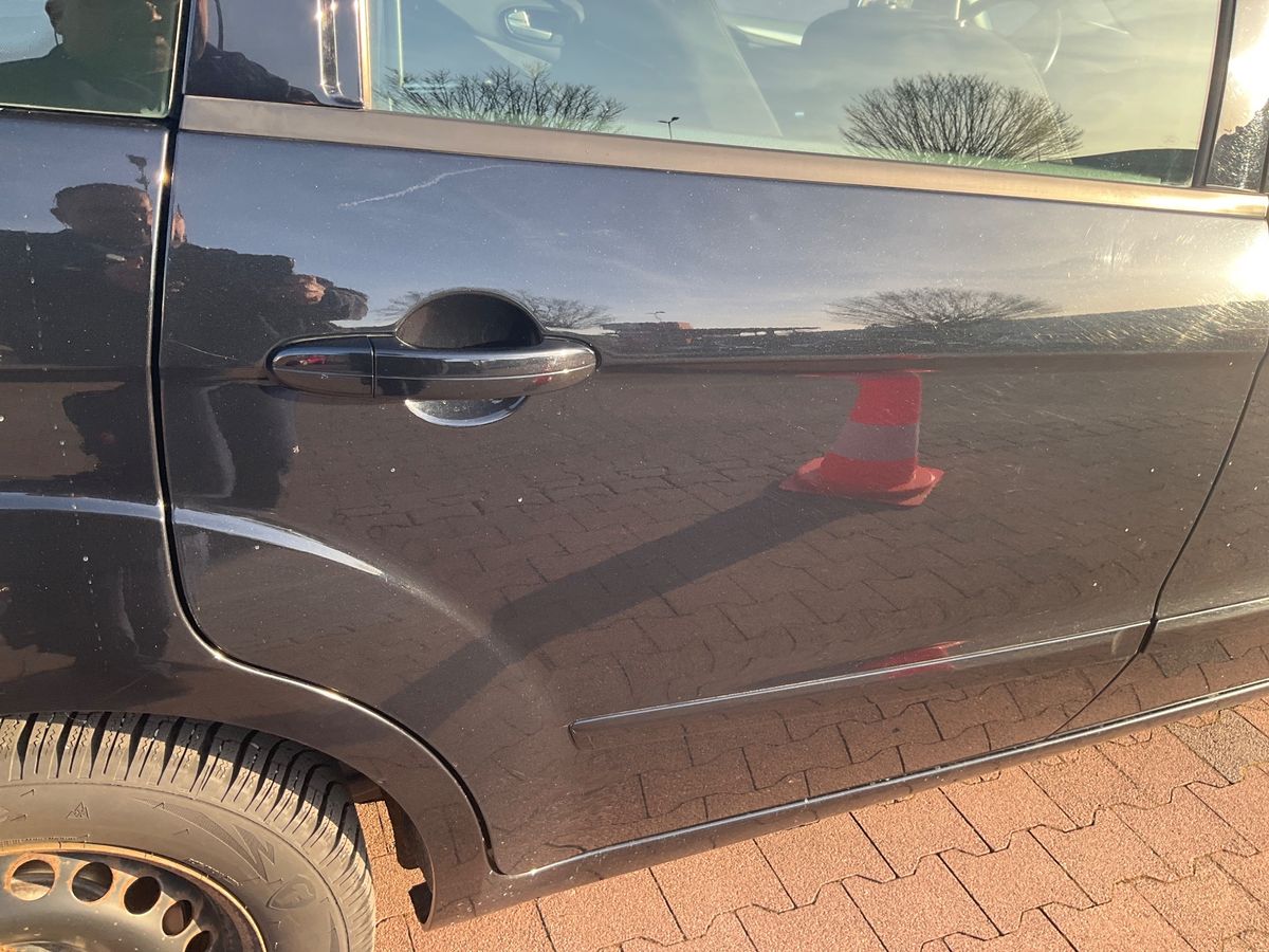 Ford Galaxy 2014 — photo 26