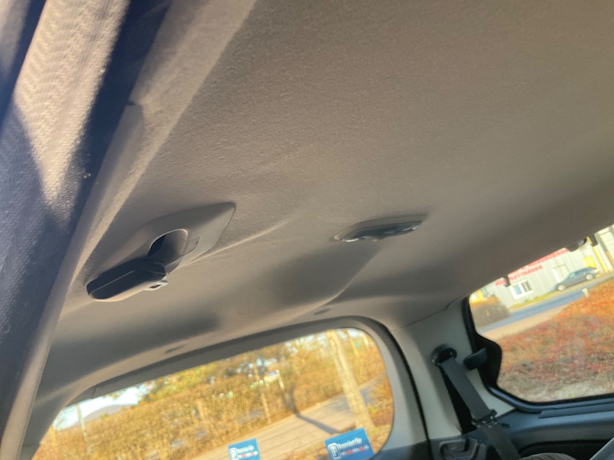 Ford Galaxy 2014 — photo 31