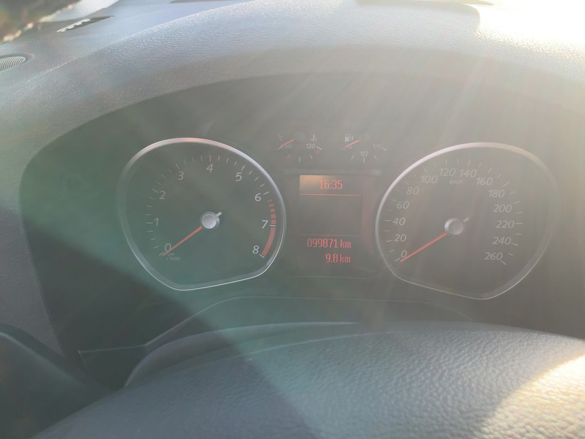 Ford Galaxy 2014 — photo 20