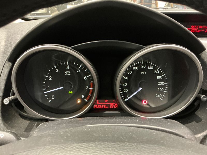 Mazda 5 2.0 Center-Line — zdjęcie 4
