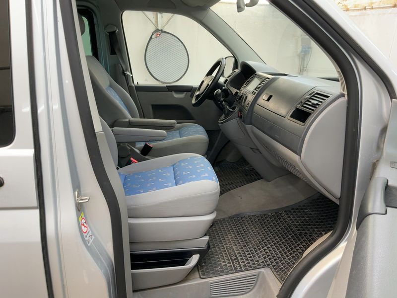Volkswagen T5 California 2.5 TDI Beach Aufstelldach 4Motion — zdjęcie 11