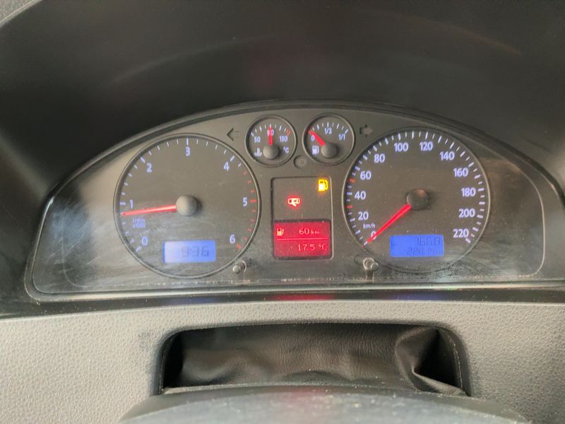 Volkswagen T5 California 2.5 TDI Beach Aufstelldach 4Motion — zdjęcie 13