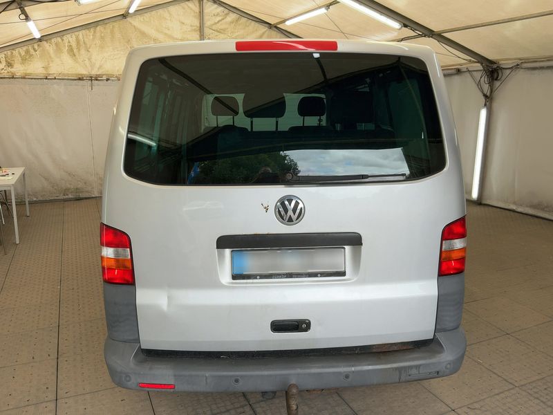 Volkswagen T5 California 2.5 TDI Beach Aufstelldach 4Motion — zdjęcie 5