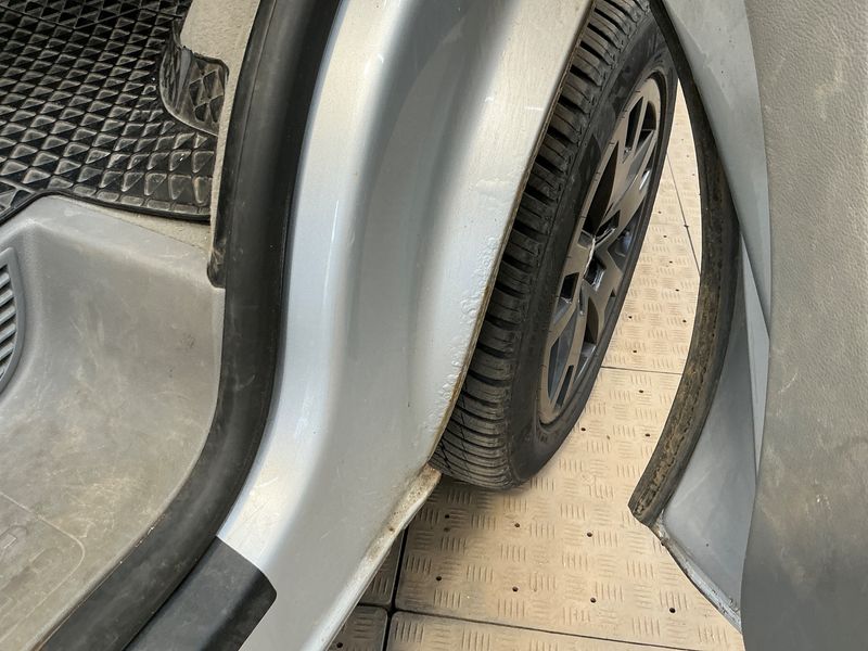 Volkswagen T5 California 2.5 TDI Beach Aufstelldach 4Motion 2009 – снимка 23