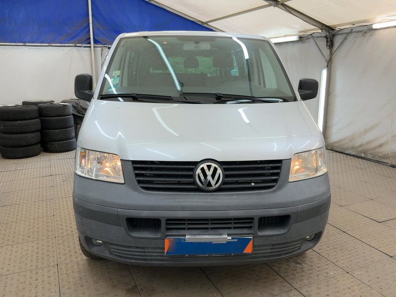 Volkswagen T5 California 2.5 TDI Beach Aufstelldach 4Motion — zdjęcie 9