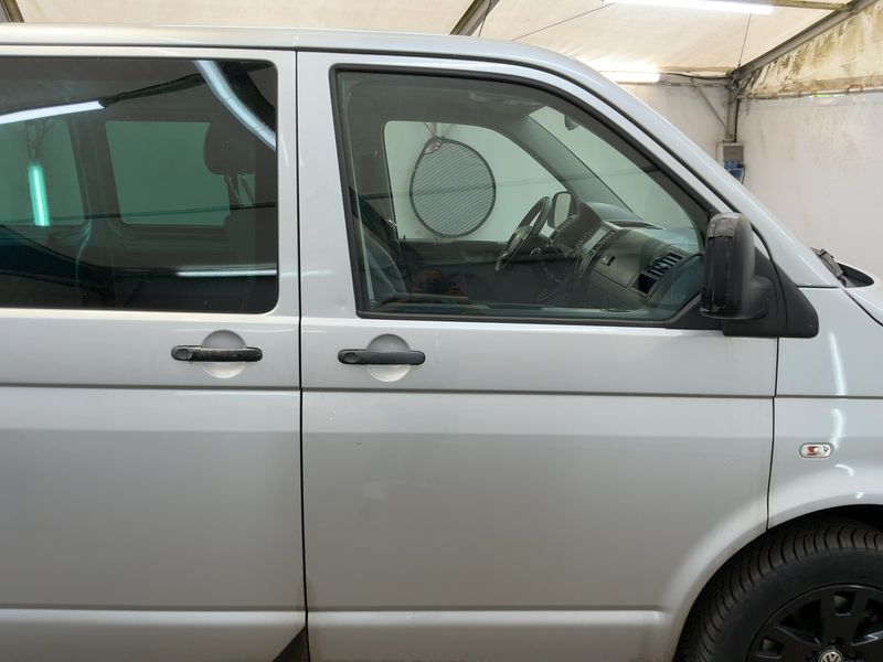 Volkswagen T5 California 2.5 TDI Beach Aufstelldach 4Motion — zdjęcie 7