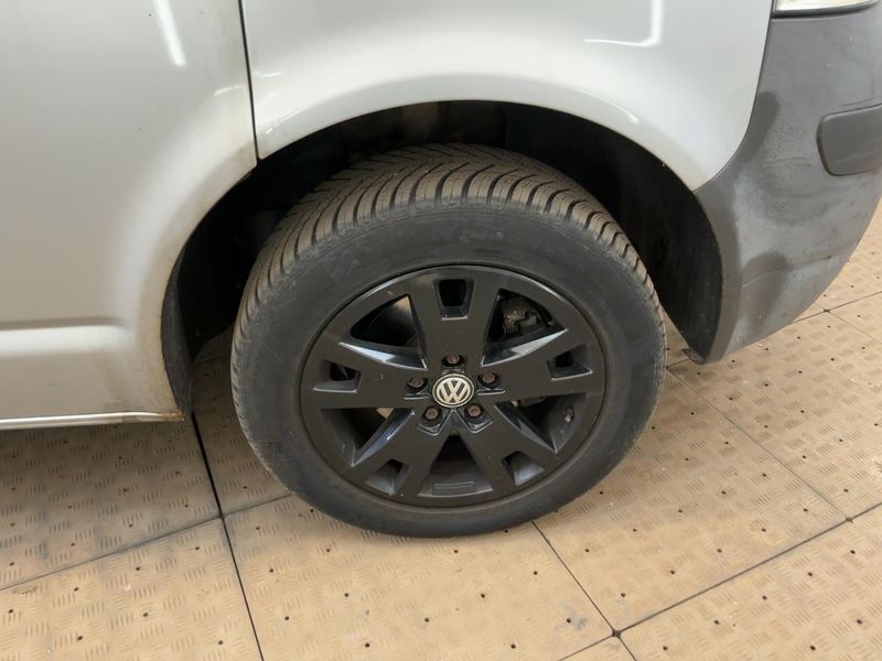 Volkswagen T5 California 2.5 TDI Beach Aufstelldach 4Motion 2009 – снимка 11
