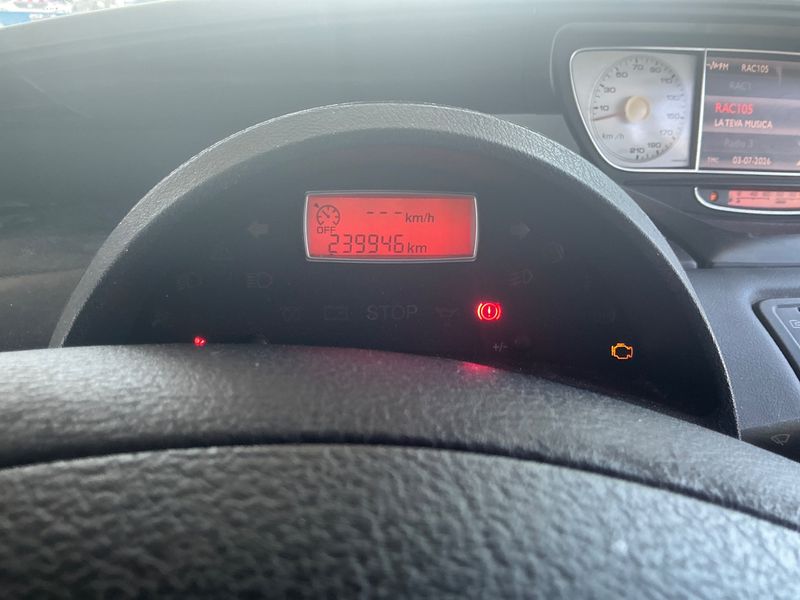 Citroen C8 2.0 HDi Seduction — zdjęcie 4