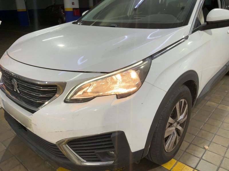 Peugeot 5008 1.5 Blue-HDi Active — zdjęcie 2