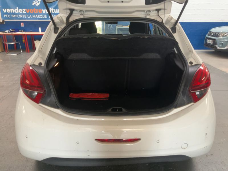 Peugeot 208 1.2 PureTech Blue Lease Active — zdjęcie 10