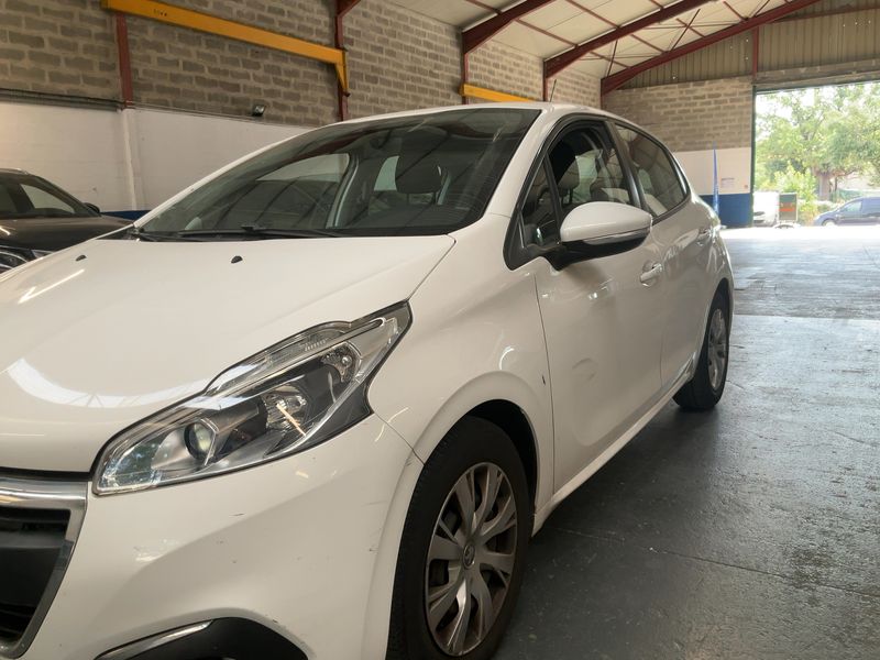Peugeot 208 1.2 PureTech Blue Lease Active — zdjęcie 2