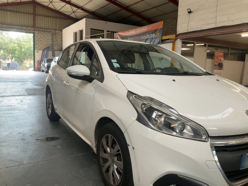Peugeot 208 1.2 PureTech Blue Lease Active — zdjęcie 8