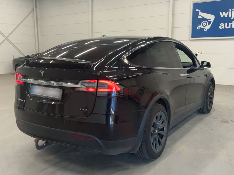 Tesla Model X 75D Dual — zdjęcie 6