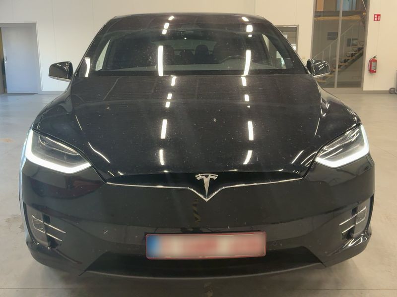 Tesla Model X 75D Dual — zdjęcie 9