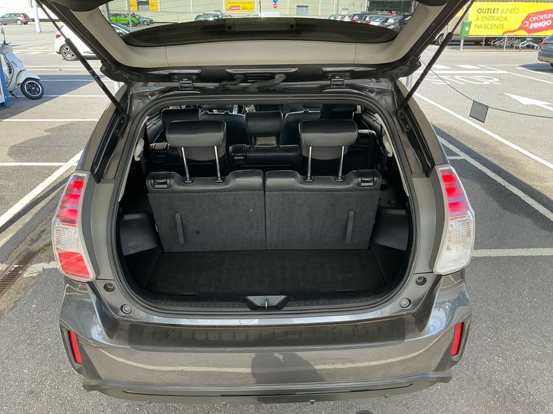 Toyota Prius+ 1.8 Hybrid Dynamic — zdjęcie 10