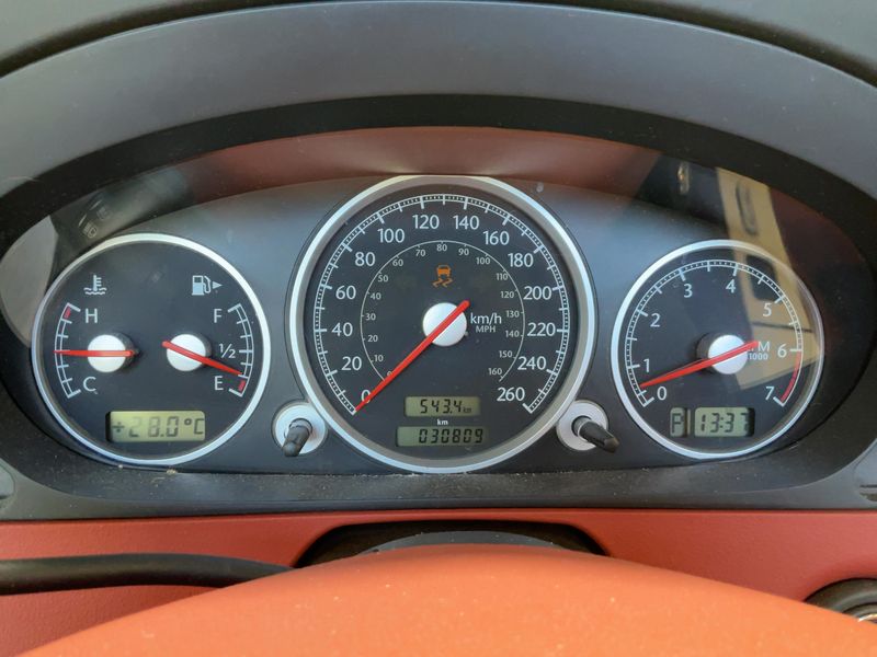 Chrysler Crossfire 3.2 Limited — zdjęcie 13