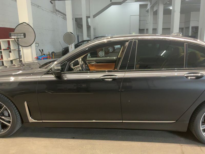 BMW 7er 740d Mild-Hybrid xDrive 2021 – снимка 4