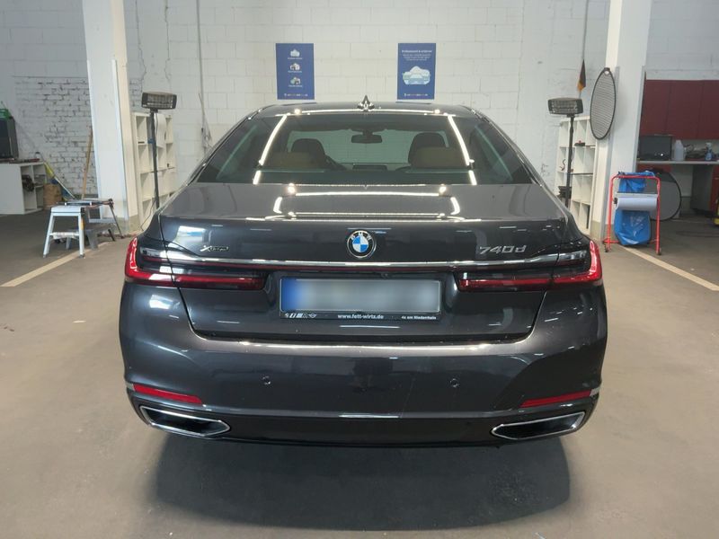 BMW 7er 740d Mild-Hybrid xDrive 2021 – снимка 7