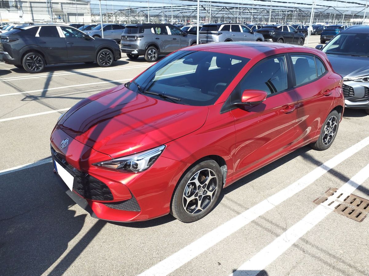 MG 3 2025