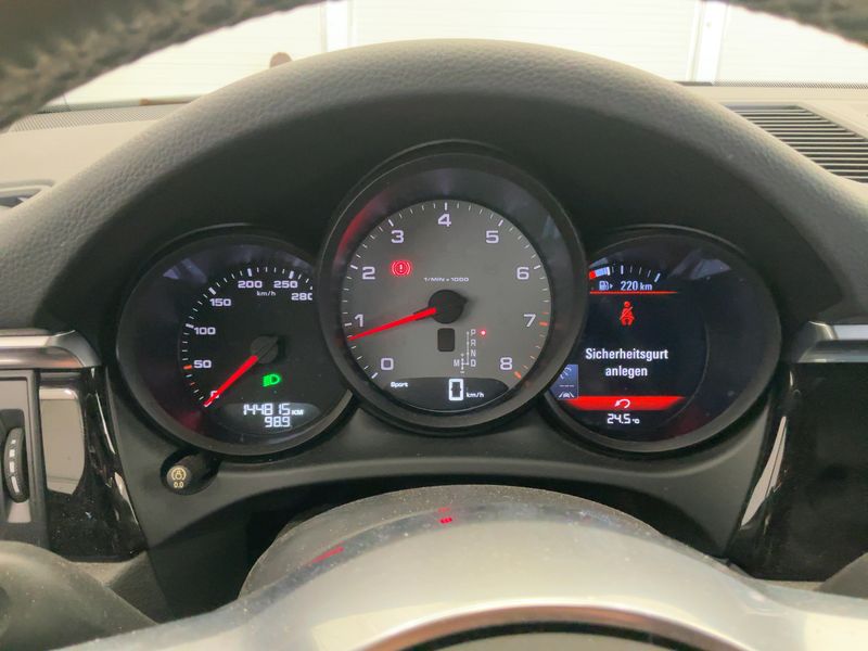 Porsche Macan S — zdjęcie 13